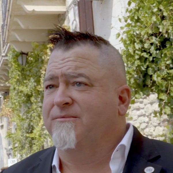 Luis Elizondo